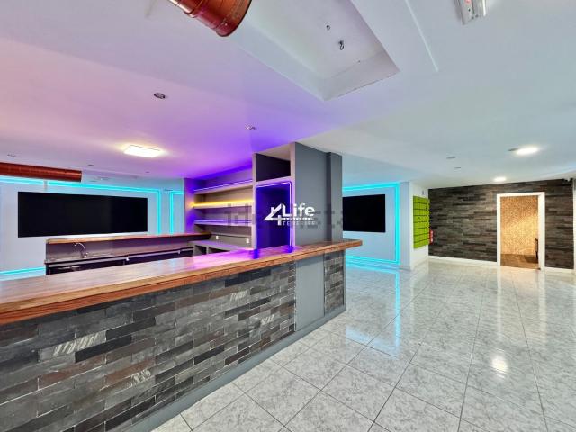 Local Comercial en venta en Costa Adeje, Adeje