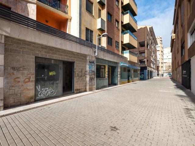 Local Comercial en venta en Plaza Toros - Doctores - San Lázaro, Granada