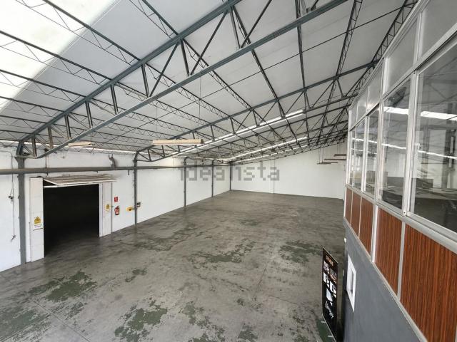 Nave en venta en Cruz de Humilladero, Málaga-Costa del Sol