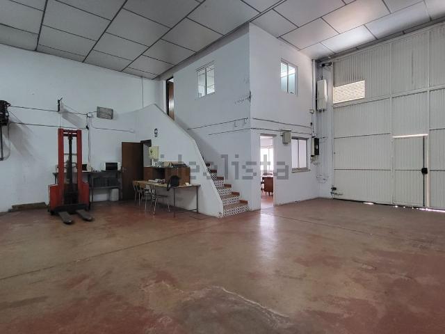 Nave en alquiler en Cruz de Humilladero, Málaga-Costa del Sol