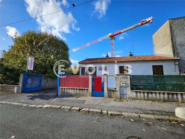 Local Commercial vente à L'Haÿ-les-Roses, Vitry-sur-seine