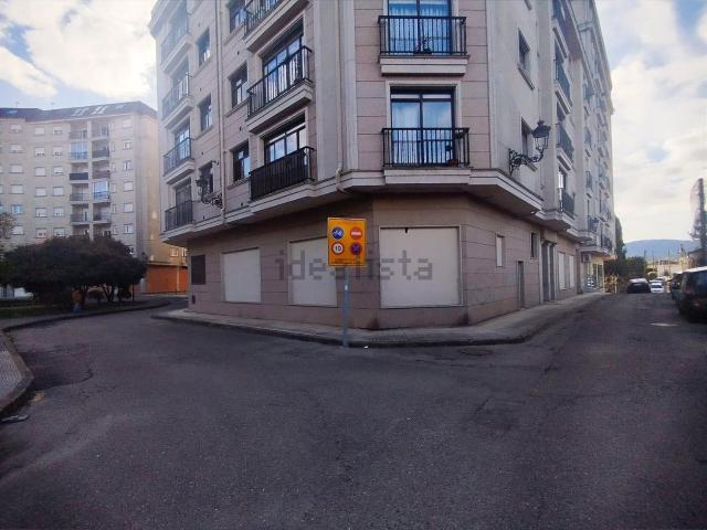 Local Comercial en venta en Ponteareas, O Condado