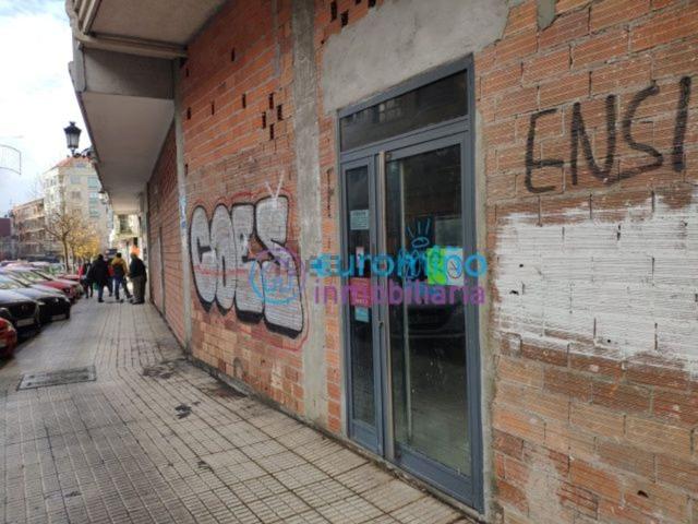 Local Comercial en venta en Ponteareas, O Condado