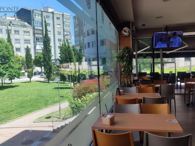 Local Comercial en venta en Mourente, Pontevedra