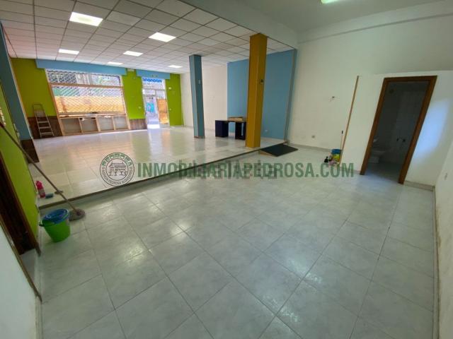Local Comercial en venta en A Virxe do Camiño, Pontevedra