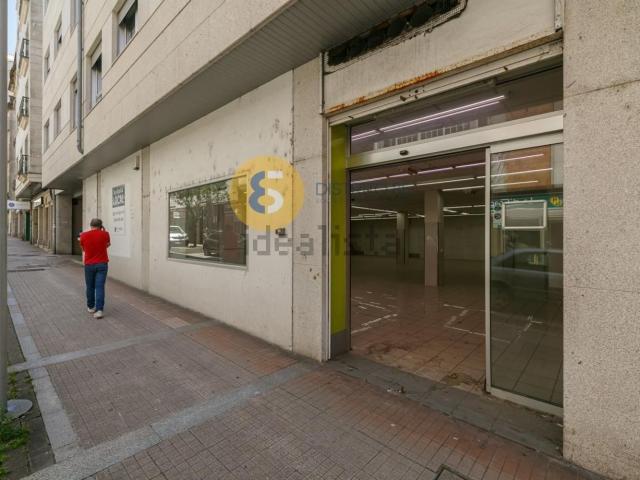 Local Comercial en alquiler en Campolongo, Pontevedra