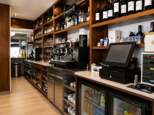 Local Comercial en venta en A Virxe do Camiño, Pontevedra