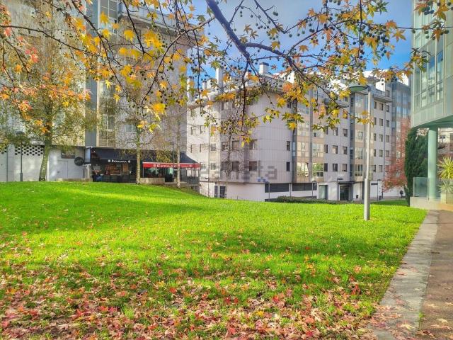 Local Comercial en venta en Mourente, Pontevedra