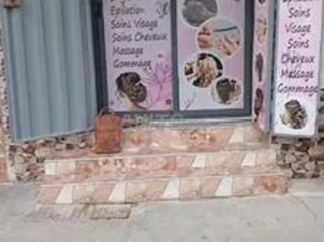 Local commercial location à Anfa, Gharb-Chrarda-Beni Hssen