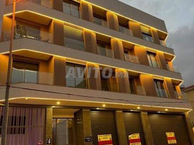 Local commercial vente à Anfa, Gharb-Chrarda-Beni Hssen