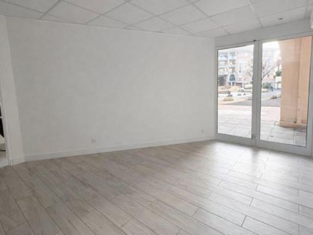 Bureau location à Arrondissement de Draguignan, Fréjus