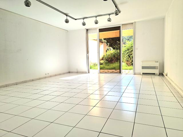 Bureau vente à Arrondissement de Draguignan, Fréjus