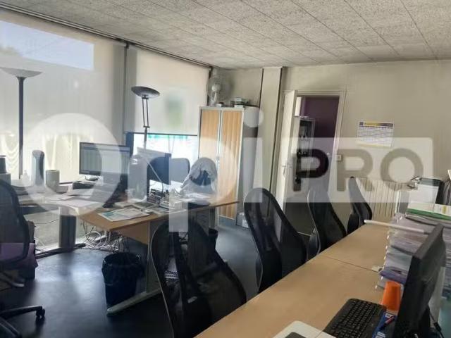 Local Commercial vente à Lillebonne, Seine-Maritime