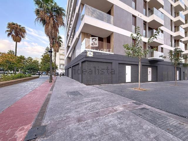Local Comercial en alquiler en Ronda del Mar, Costa del Sol Occidental