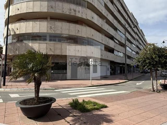 Local Comercial en venta en Estepona, Balcones del Mar