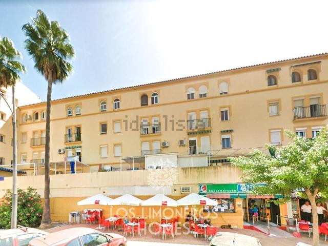 Local Comercial en alquiler en Balcones del Mar, Estepona