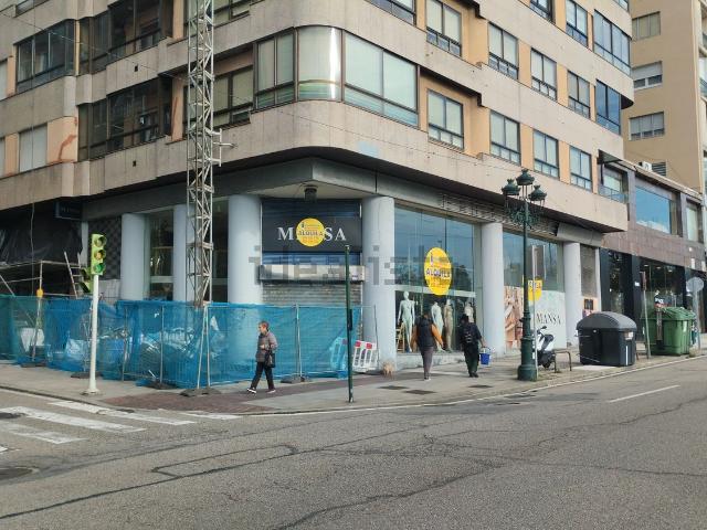 Local Comercial en venta en Castrelos, Vigo