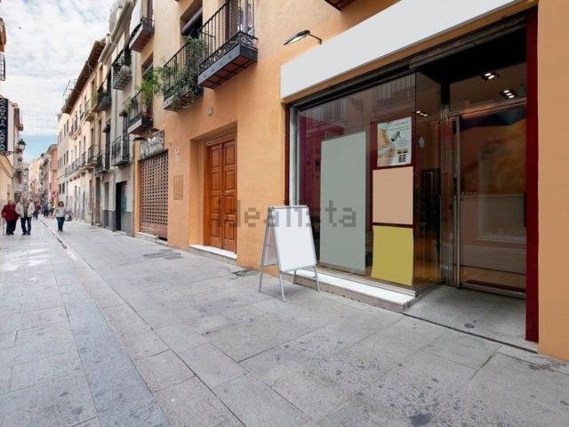 Local Comercial en venta en Centro, Comarca de la Vega de Granada