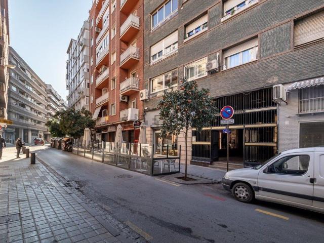 Local Comercial en venta en Centro - Sagrario, Granada