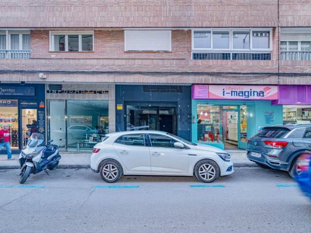 Local Comercial en alquiler en Ronda, Comarca de la Vega de Granada