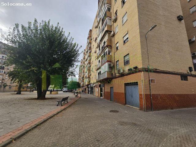 Local Comercial en venta en Cerro-Amate, Sevilla
