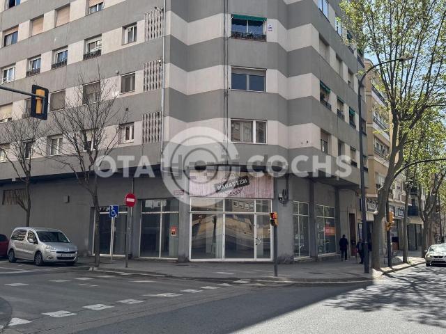 Local Comercial en venta en Mare Molas, Baix Camp