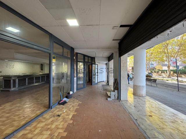 Local Comercial en venta en els Poetes, Baix Camp