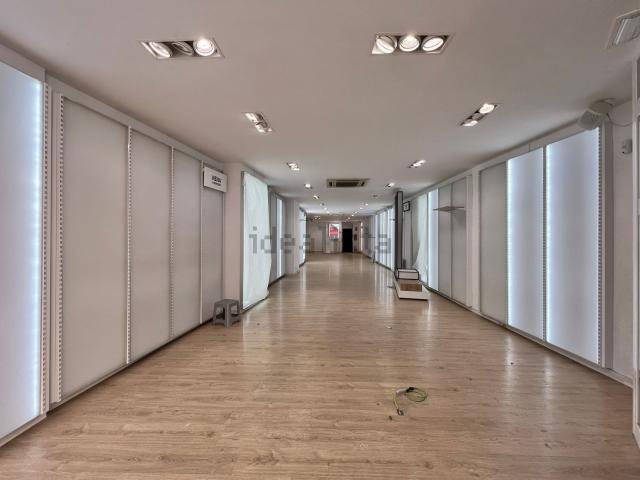 Local Comercial en alquiler en Casc antic, Baix Camp