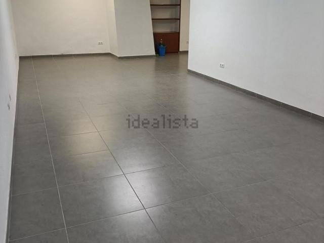 Local Comercial en alquiler en Reus, Barri Ample