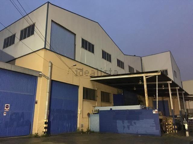 Nave en venta en Ripollet, Barcelona