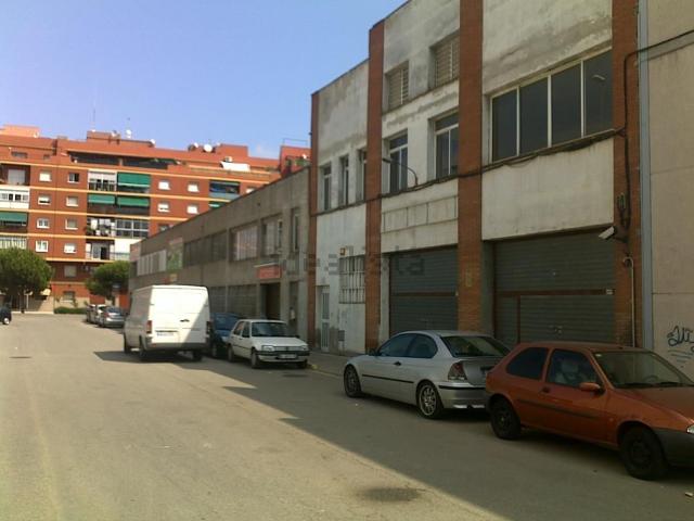 Nave en venta en Ripollet