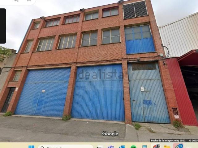 Nave en venta en Ripollet