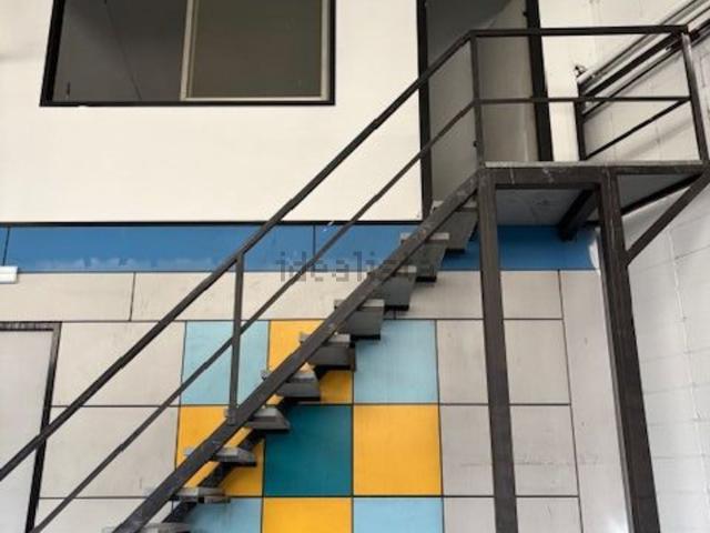 Nave en venta en Ripollet, Barcelona