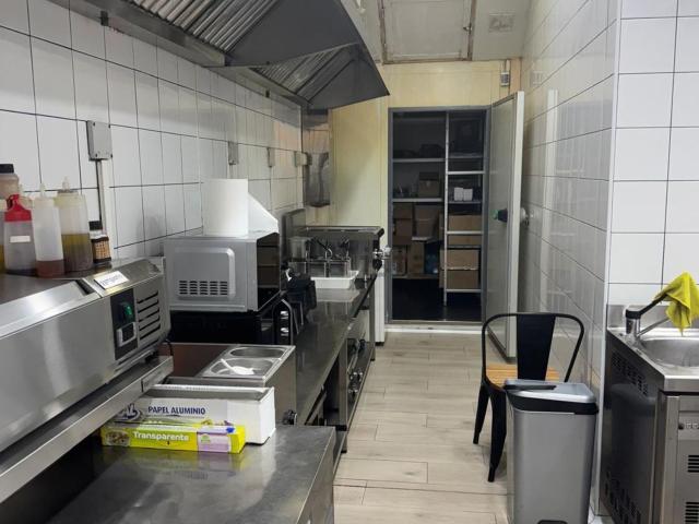 Local Comercial en alquiler en Nueva Andalucía, Costa del Sol Occidental