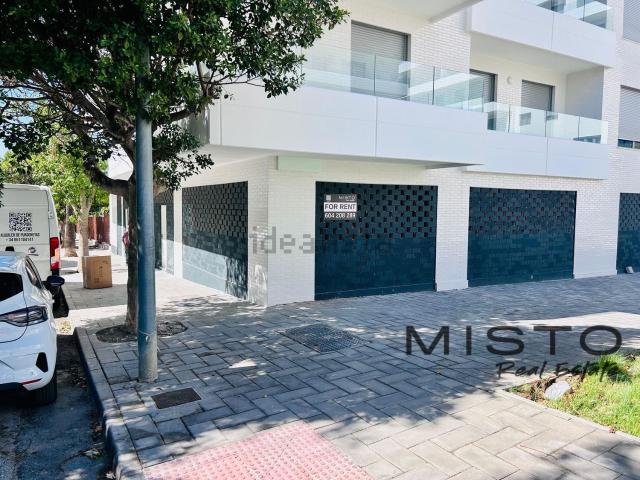 Local Comercial en venta en Nueva Andalucía, Costa del Sol Occidental