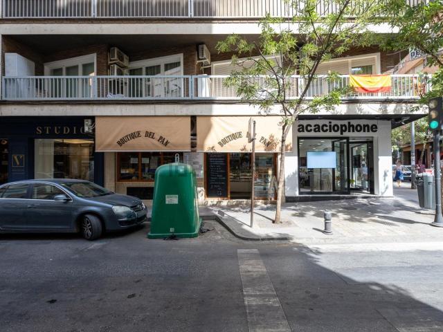 Local Comercial en venta en Ronda, Comarca de la Vega de Granada