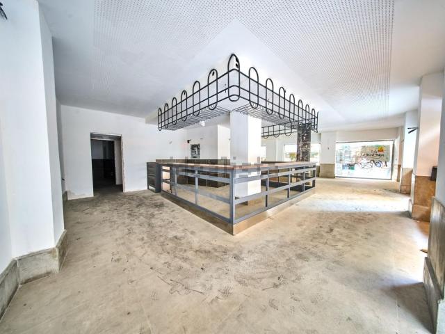 Local Comercial en venta en Ronda, Comarca de la Vega de Granada