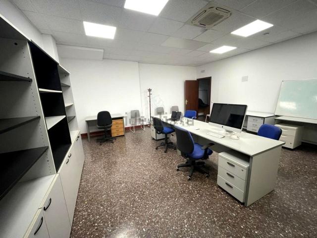 Local Comercial en alquiler en Raval de Crist, Baix Ebre