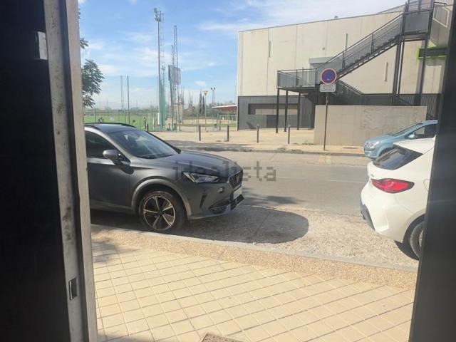 Local Comercial en alquiler en Rosaleda, Comarca de la Vega de Granada