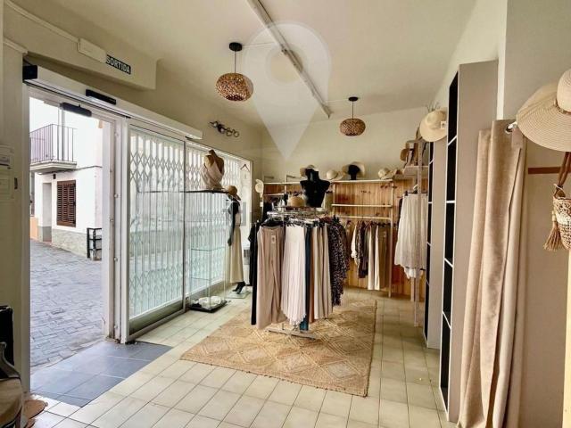 Local Comercial en alquiler en Alt Empordà, Catalunya