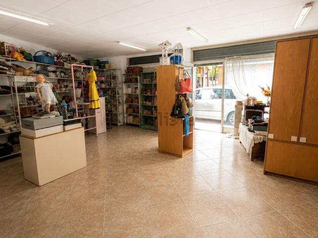 Local Comercial en venta en la Muntanyeta, Alt Empordà