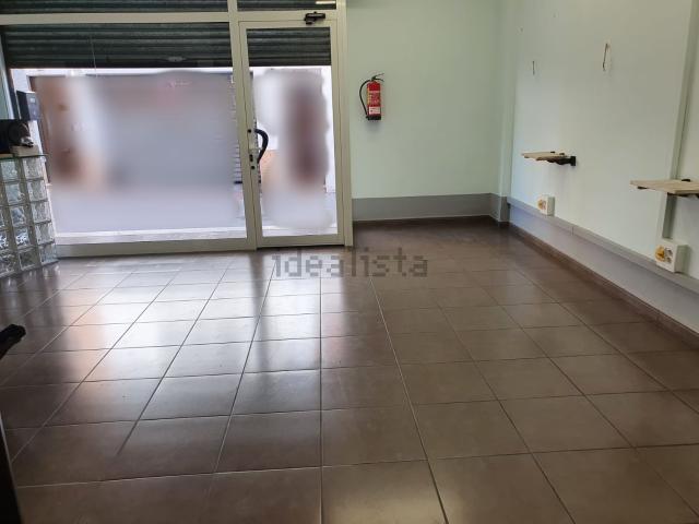 Local Comercial en alquiler en Rubí, Barcelona