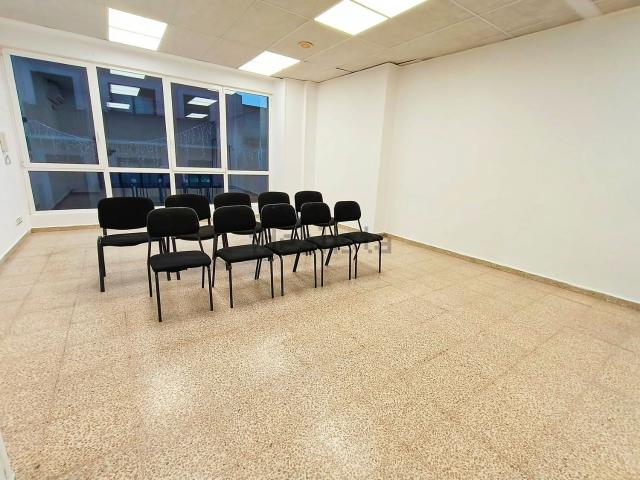 Local Comercial en alquiler en Rubí