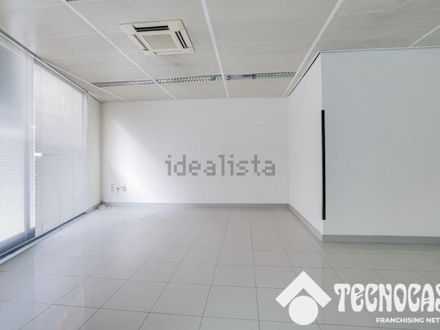 Local Comercial en alquiler en Rubí, Barcelona