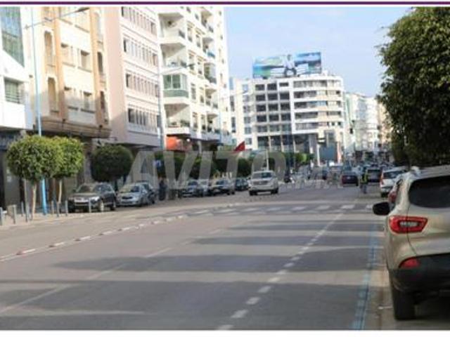 Local commercial location à Anfa, Gharb-Chrarda-Beni Hssen
