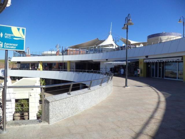 Local Comercial en venta en San Bartolomé De Tirajana, Canarias