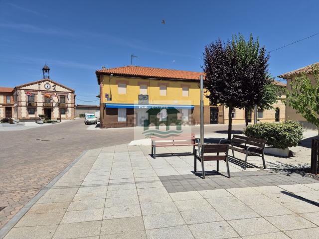 Local Comercial en alquiler en San Cristóbal De Entreviñas, Castilla y León