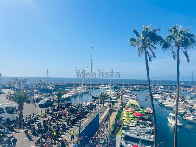 Local Comercial en venta en San Eugenio Bajo, Adeje