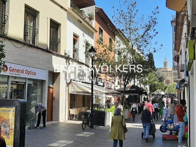 Local Comercial en venta en Sant Cugat Del Vallès