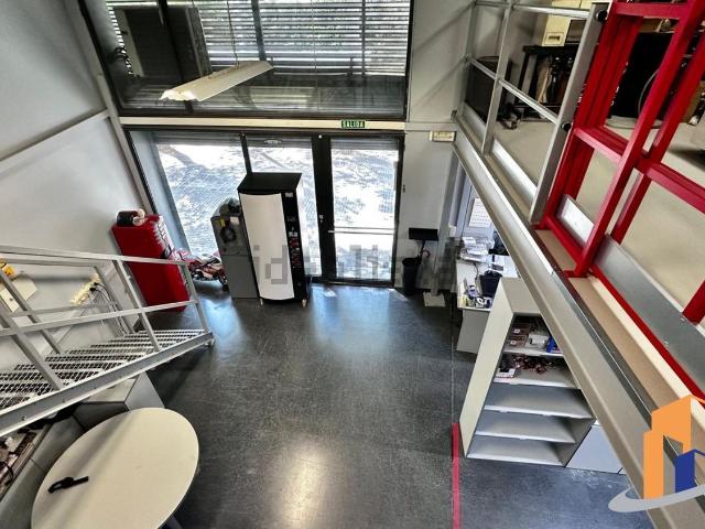 Local Comercial en venta en Sant Cugat Del Vallès